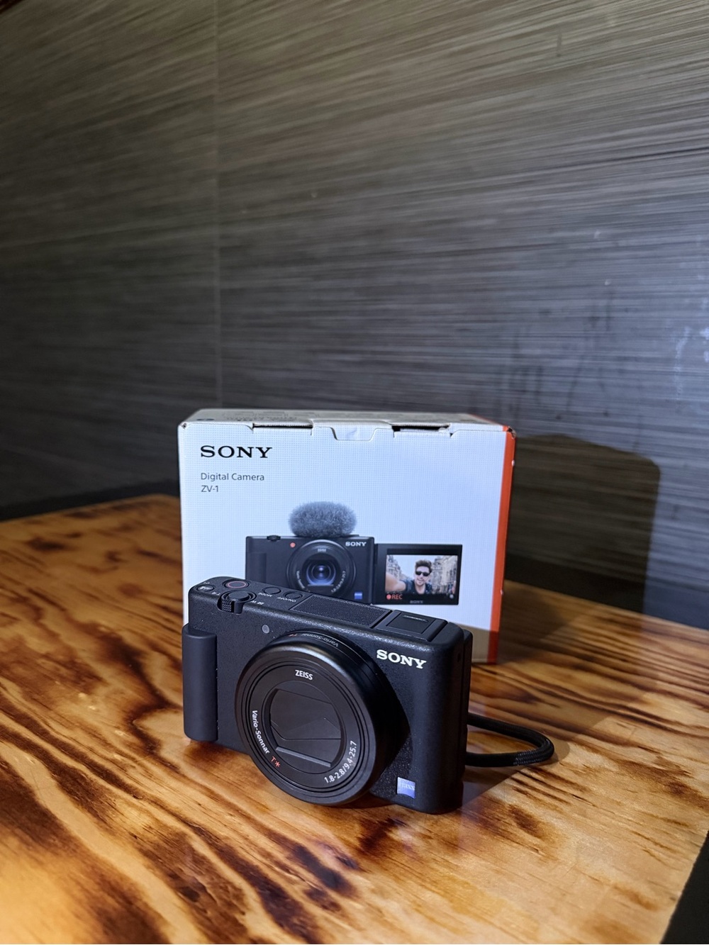 Sony Black ZV-1 Compact Vlogging Camera
